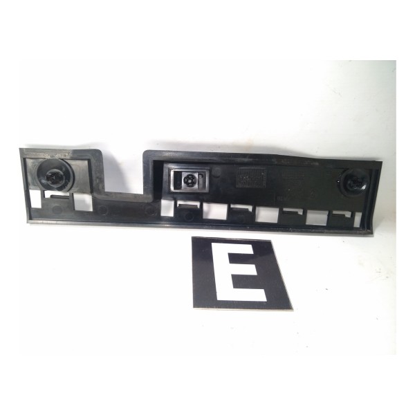 Guia Saia Lateral Esquerdo Bmw 118 E87 2004 2011