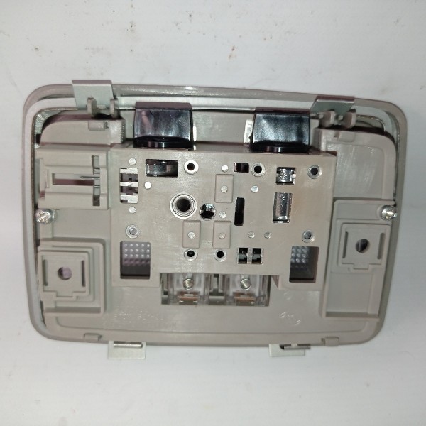 Luz Interna Traseira Chevrolet Captiva 2.4 2011