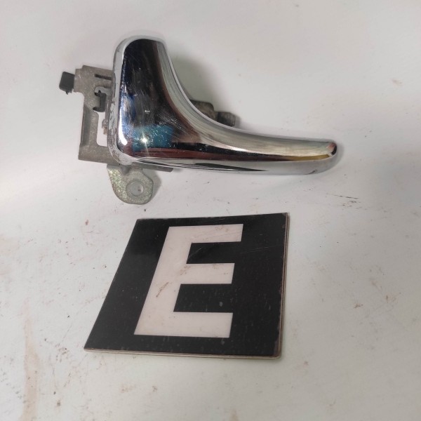 Macaneta Interna Esquerda 854851 Volvo S40 1995 2004