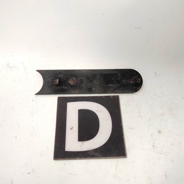 Moldura  Rxe  Friso Porta Dianteira Direita Laguna 1995 2001