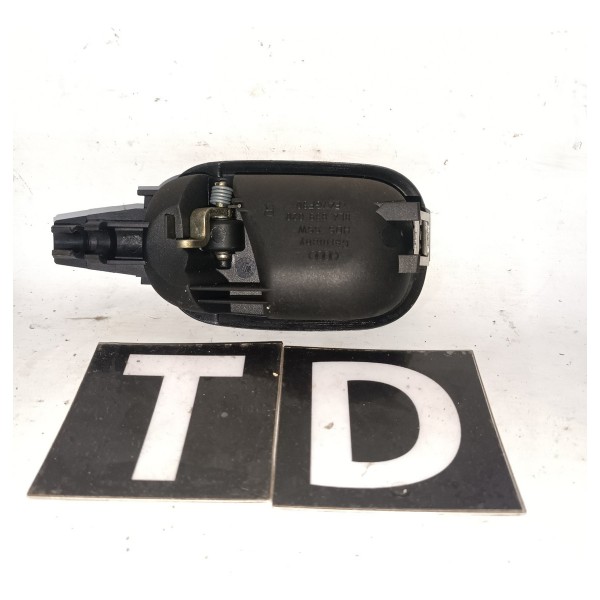 Macaneta Traseira Direita Audi A3 97 05