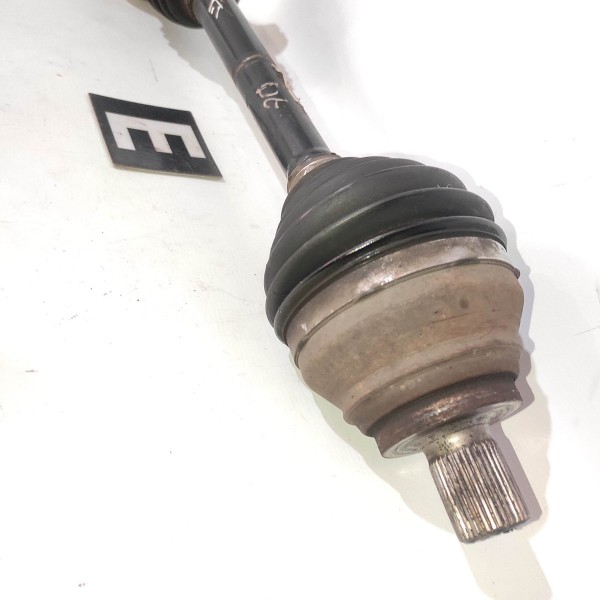 Semieixo Esquerdo Vw Golf 1.4 Tsi 2014 2020 5q6407271d