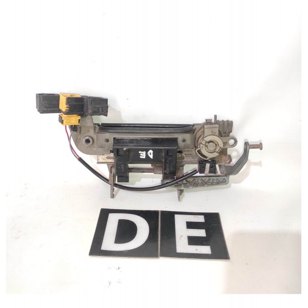 Macaneta Dianteira Esquerda Bmw 318 323 325 328 E36 1992 97 Dianteira/traseira