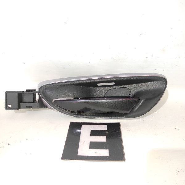 Macaneta Interna Dianteira Esquerda Fiat Bravo 2011 2016