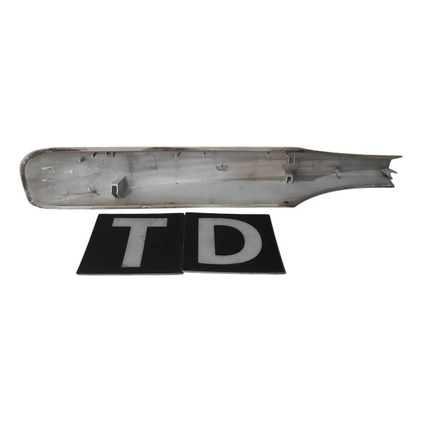 Moldura Traseira Rack Teto Direito Gm Captiva 08 18 Detalhe
