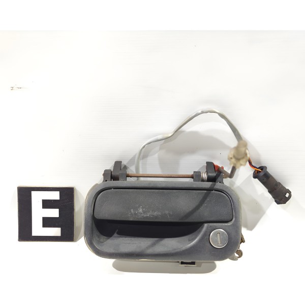 Maçaneta Externa Esquerda Chevrolet Tigra 1998 1999