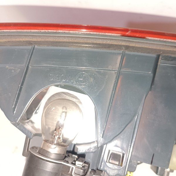 Lanterna Direita Tampa Porta Malas Bmw 320i F30 2012 2015 Direito/passageiro