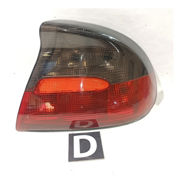 Lanterna Traseira Direita Chevrolet Tigra 1998 1999 Direito/passageiro