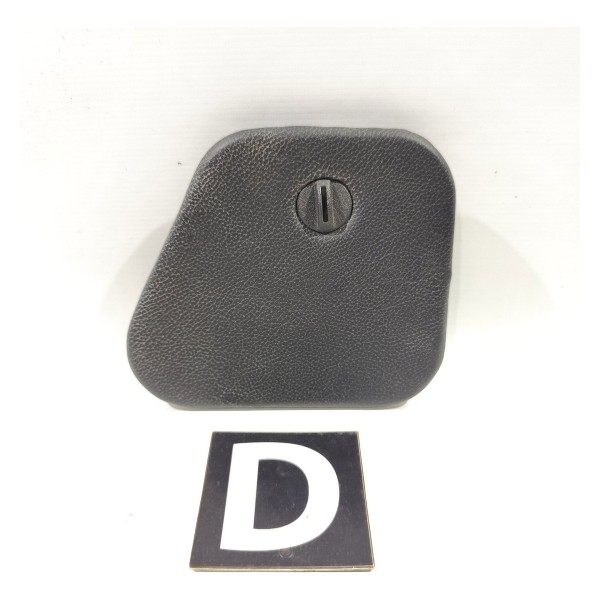 Acabamento Direito Porta Mala Chevrolet Tigra 1998 Detalhe