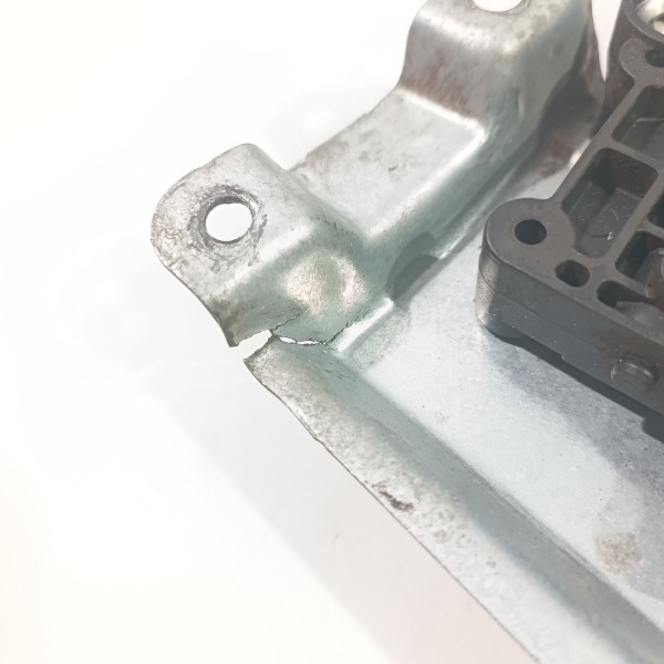 Maquina De Vidro Esquerda 90520201 Chevrolet Tigra 98 Detalh