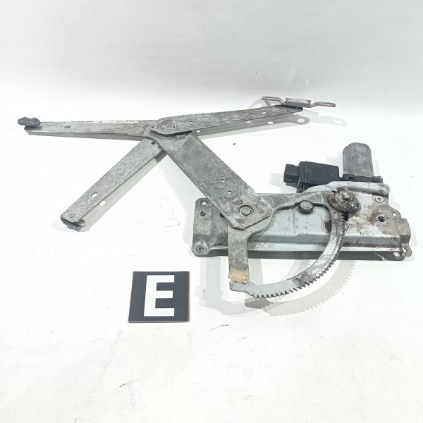 Maquina De Vidro Esquerda 90520201 Chevrolet Tigra 98 Detalh