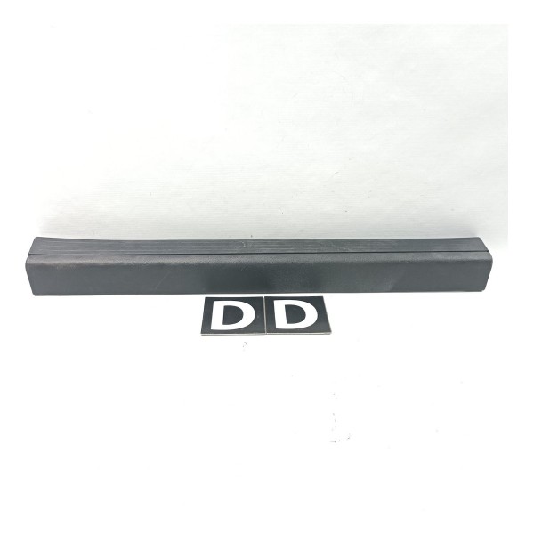 Soleira Dianteira Direita Mercedes C180 C200 2007 2014