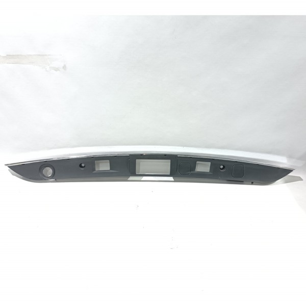 Friso Tampa Traseira Mercedes C180 C200 07 14 A2047400793