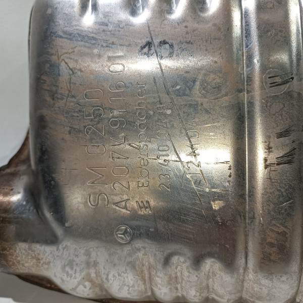 Abafador Intermediário Mercedes C180 Cgi 11 12 A2074911601