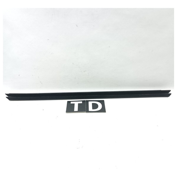 Pestana Interna Traseira Direita Peugeot 3008 2008 2016