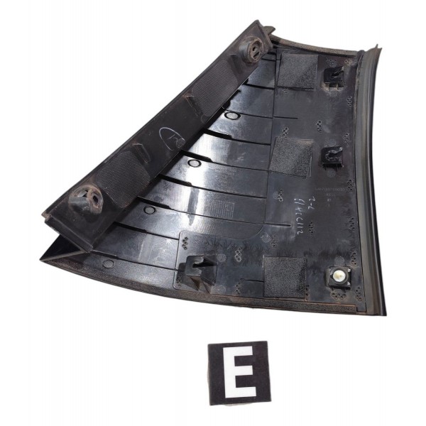 Moldura Externa Coluna Traseira Esquerda Jac Ejs1 2021 2025 Preto