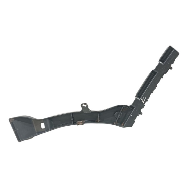 Guia Esquerdo Parachoque Traseiro Peugeot 3008 2008 2013