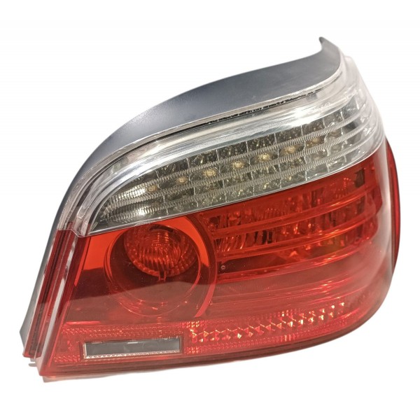 Lanterna Traseira Direita Bmw 530 E60 2004 2010 535 540 M5 Direito/passageiro