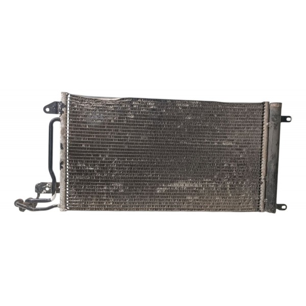 Condensador Ar Condicionado Audi A1 10 18 6r0820411g Detalhe