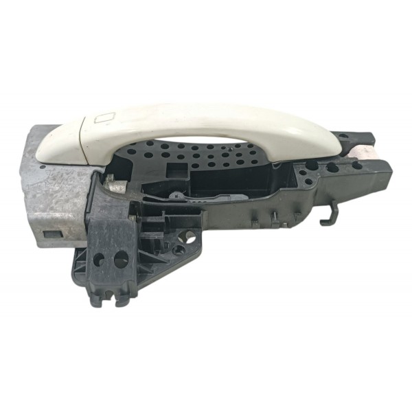 Macaneta Externa Direita Audi A1 2010 2018 8t0837167a Dianteira