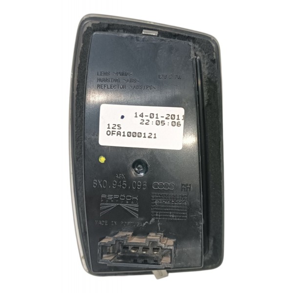 Luz Direita Porta Malas Audi A1 2010 2018 8x0945096
