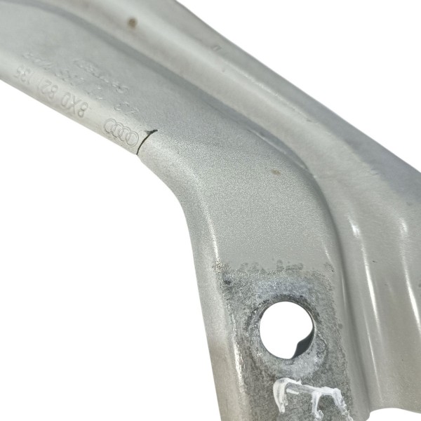 Suporte Paralama Esquerdo Audi A1 2010 18 8x0821135 Detalhe Branco