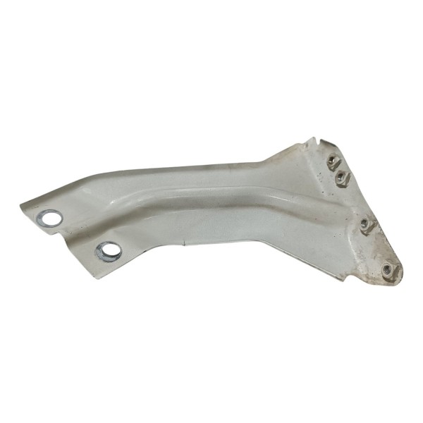 Suporte Paralama Esquerdo Audi A1 2010 18 8x0821135 Detalhe Branco