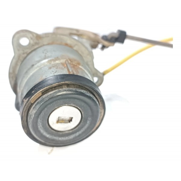 Trava Porta Malas Chevrolet Calibra 1993 1995 90347206