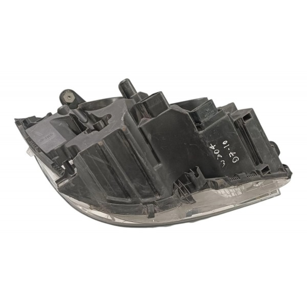 Farol Esquerdo Mercedes C180 C200 07 10 W204 A2048200161 Esquerdo/motorista