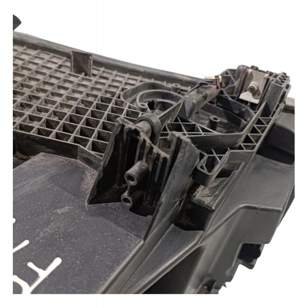 Farol Direito Bmw X5 F15 2013 2016 7410676 Detalhes Direito/passageiro