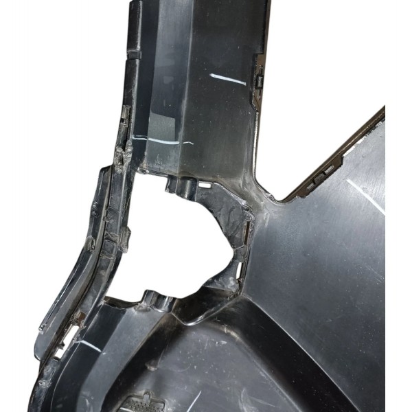 Moldura Inferior Parachoque Traseiro Bmw X4 M 2024 Detalhe