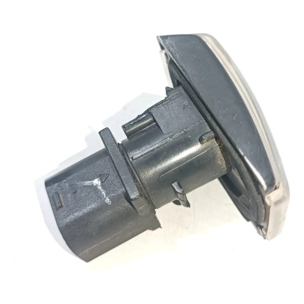 Seta Paralama Esquerdo Volvo C70 96 05 S70 0142631 Detalhe Esquerdo