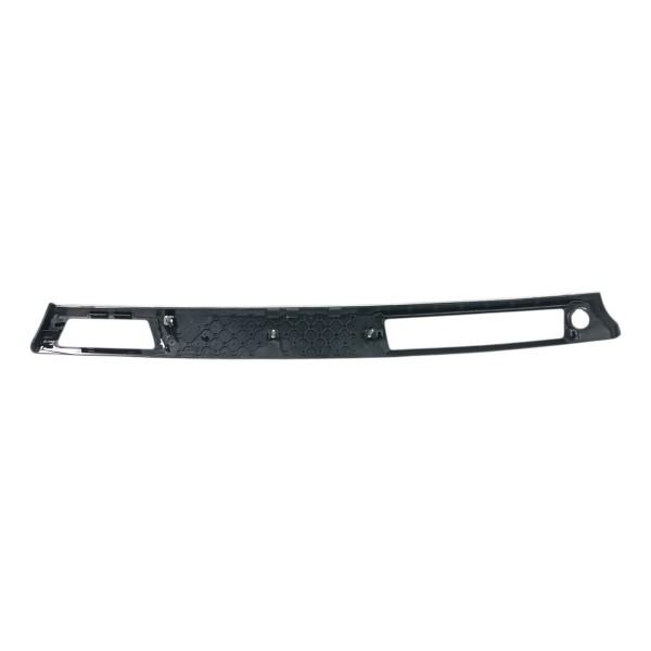 Moldura Tabelie Painel Bmw 320 325 335 06 12 6982457 Detalhe Prateado