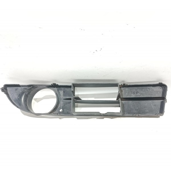 Moldura Farol De Milha Direito Bmw 320 325 335 06 08 7049244 Preto Direito