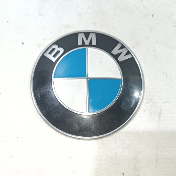 Emblema Bmw 82mm Bmw 528 F10 2011 2017 535 550 7057794