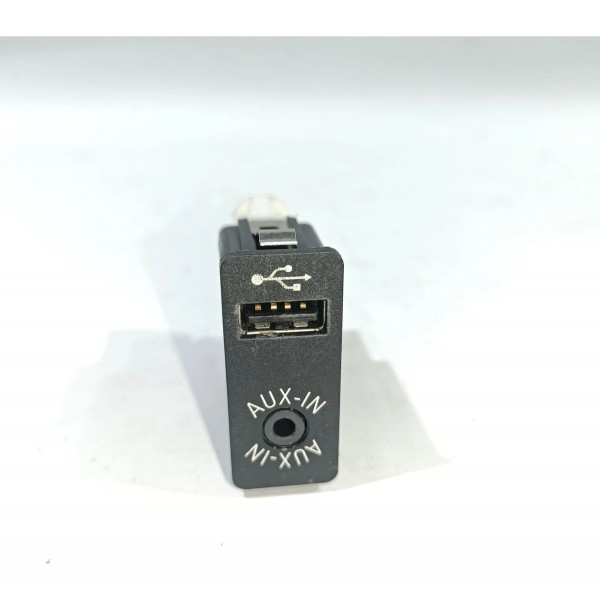 Tomada Usb Auxiliar Bmw 528 F10 2011 2017 535 550 M5 9237654