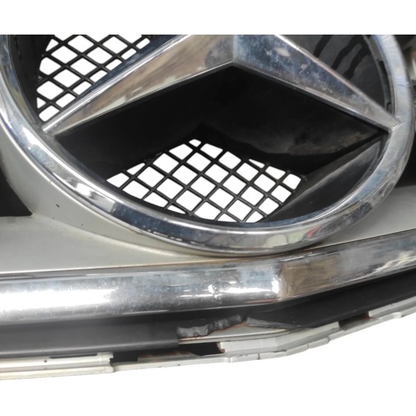 Grade Dianteira Mercedes C180 C200 W204 2007 2010 Detalhes
