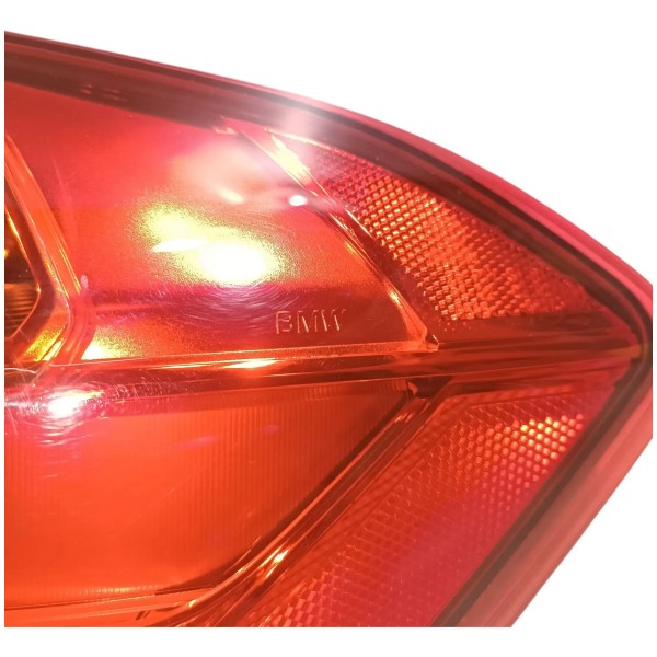 Lanterna Traseira Direita Bmw 320 F30 2012 2015 7372784 Direito/passageiro