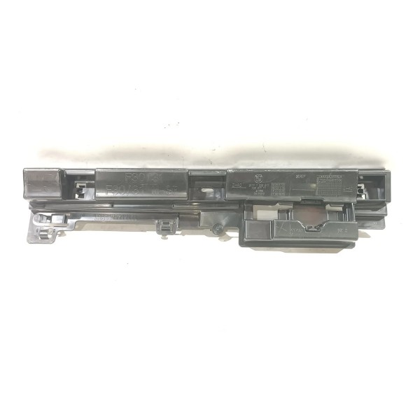 Guia Central Saia Esquerda L3 Bmw 320 F30 2012 2018 7256917