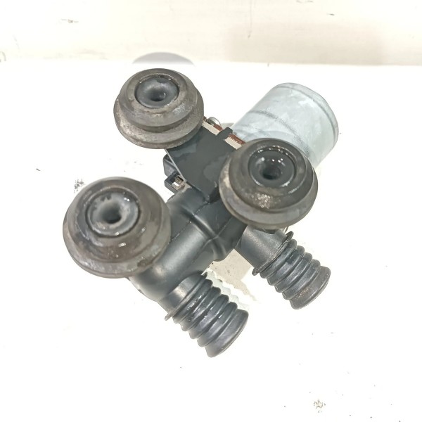 Bomba Dagua Auxiliar Bmw 325 E46 M54 1998 2005 8369805