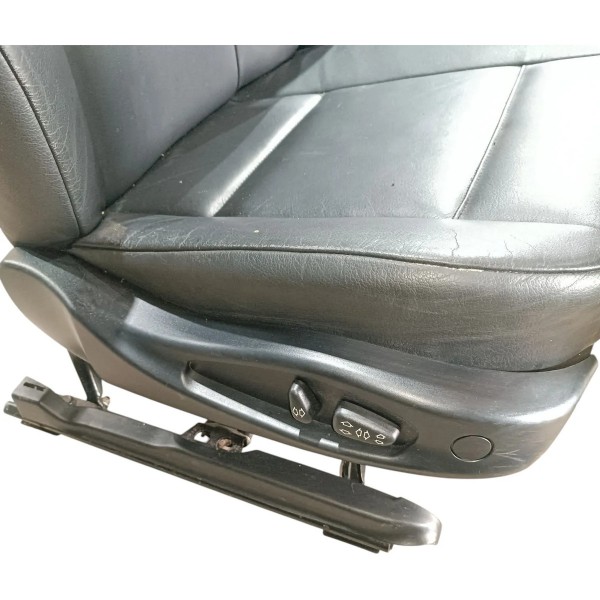 Par Banco Dianteiro Eletrico Bmw 325 E46 1998 2005 Detalhe