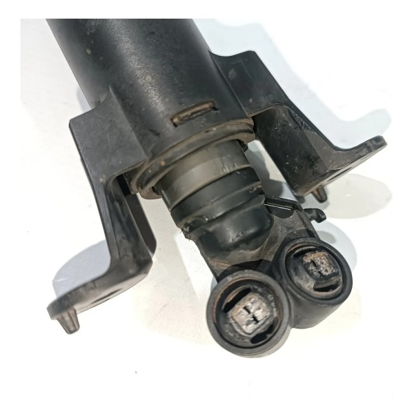 Esguicho Farol Esquerdo Audi A3 2014 2018 8v0955101 Detalhe