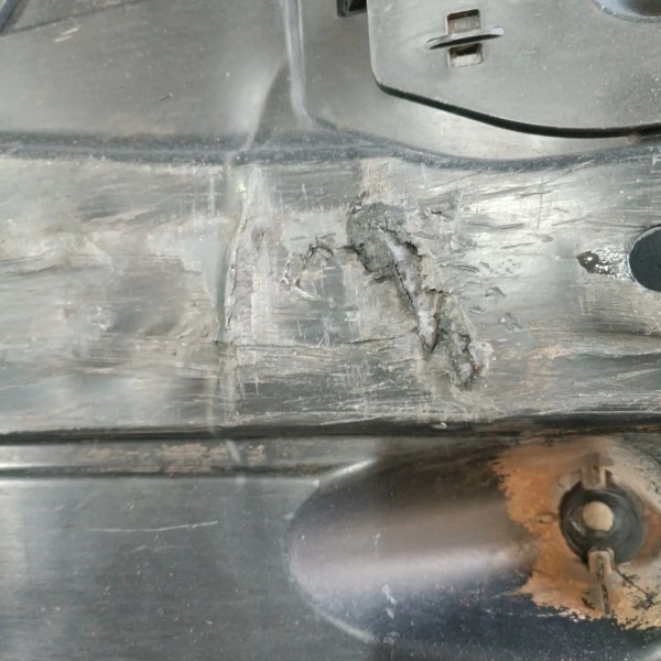 Protetor Direito Assoalho Audi A3 2014 5q0825201 Detalhe