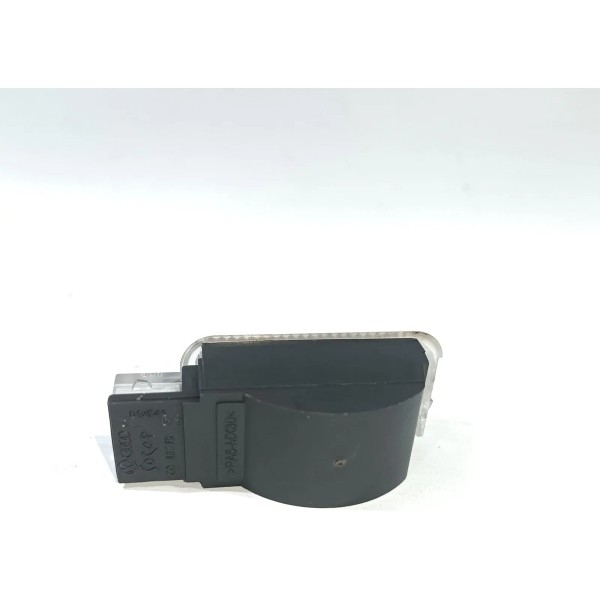 Luz Porta Malas Audi A3 2014 2018 3b0947415b