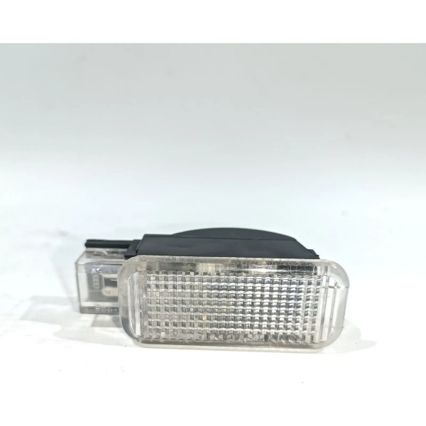 Luz Porta Malas Audi A3 2014 2018 3b0947415b