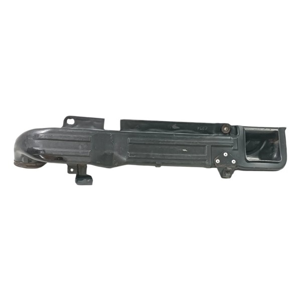 Tomada Ar Mazda Mx3 1991 1998 K83413200 Detalhe
