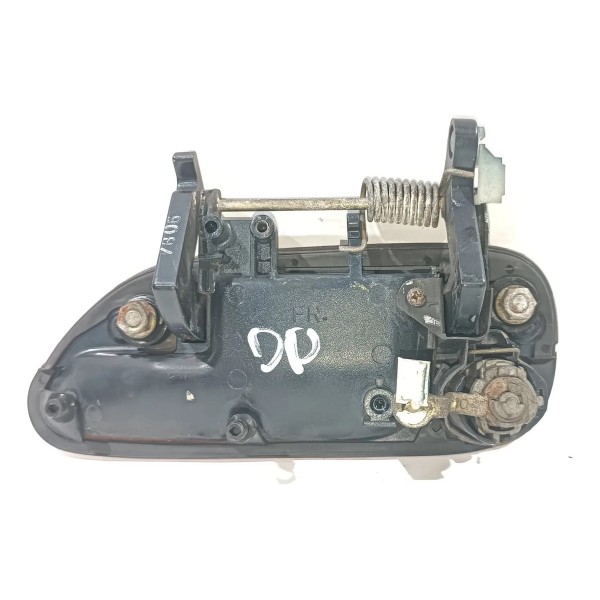 Macaneta Externa Direita Mazda Mx3 1991 1998 Dianteira