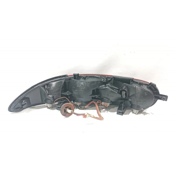 Lanterna Traseira Direita Mazda Mx3 1991 1998 Direito/passageiro