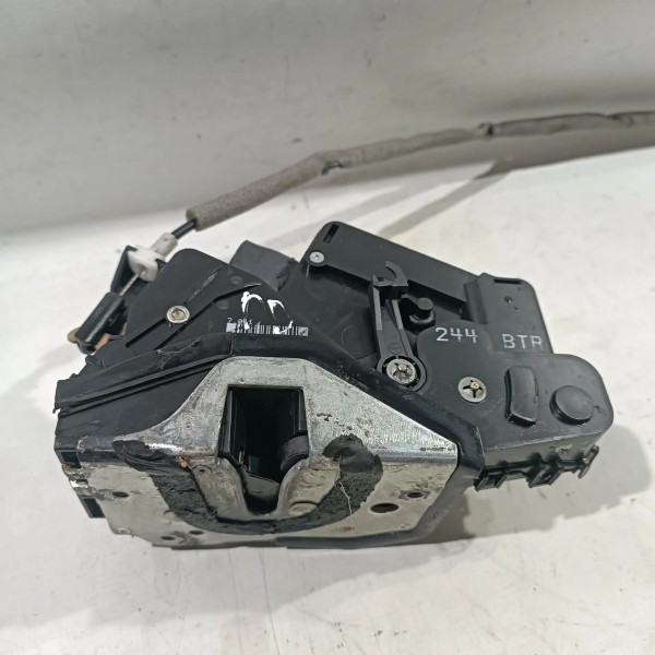 Trava Porta Dianteira Direita Bmw 325 E46 1998 2005
