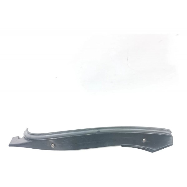 Moldura Superior Lanterna Traseira Esquerda Mazda Mx3 1995